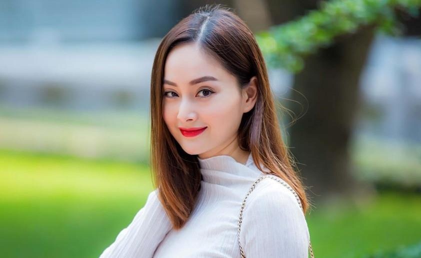 Lan Phuong the hien kha nang noi tieng Nhat, Phap, Nga hinh anh