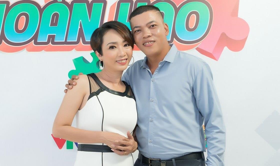 Chuyen tinh cua nu nghe si cai luong va ban trai kem 12 tuoi hinh anh