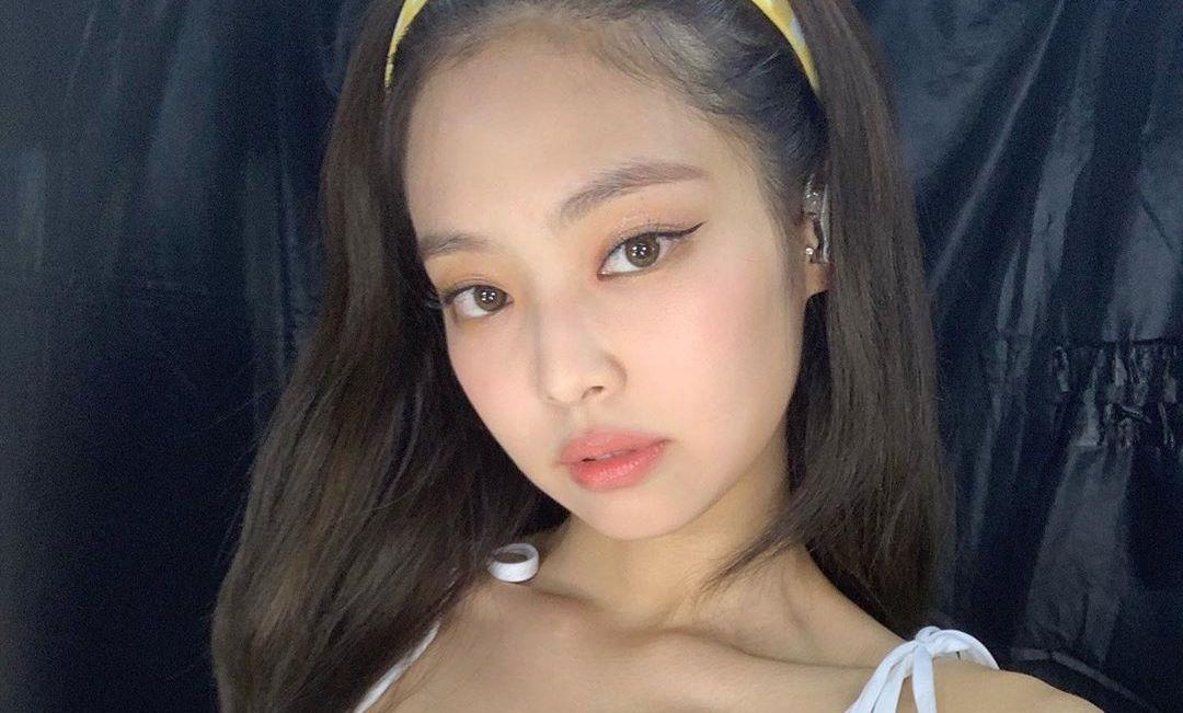 Jennie (Black Pink) du tiec rieng cua Ariana Grande hinh anh