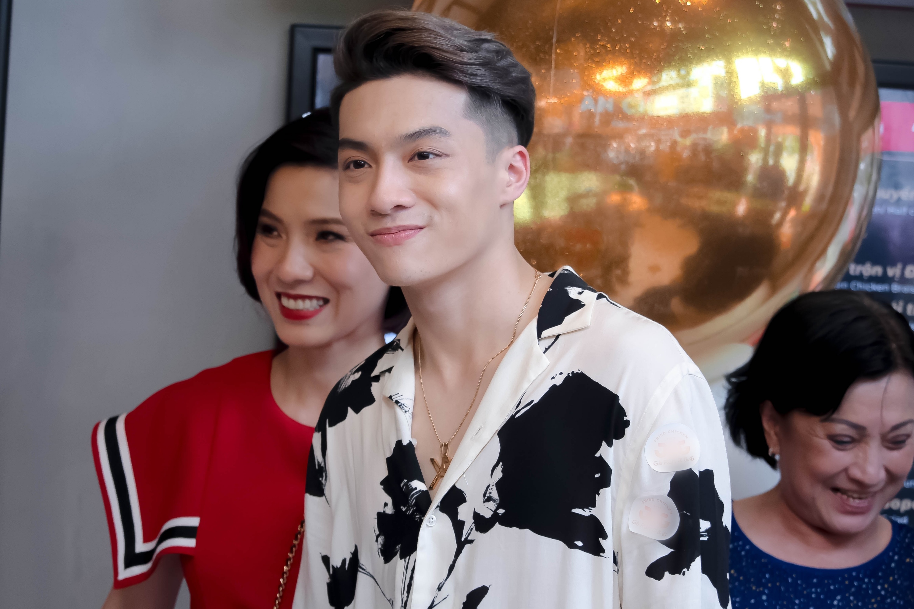 sao thai lan om fan viet than thien anh 1