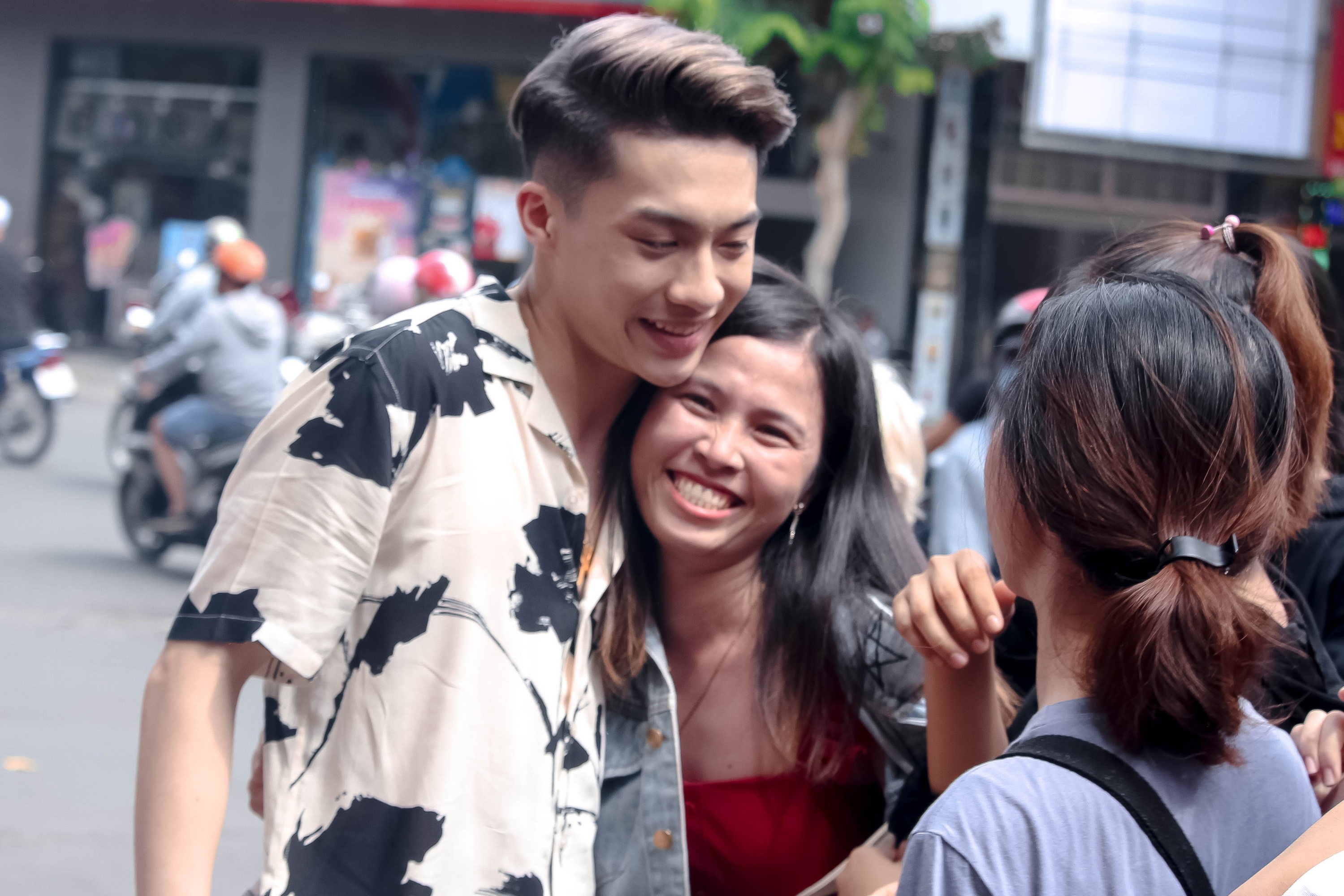 sao thai lan om fan viet than thien anh 6