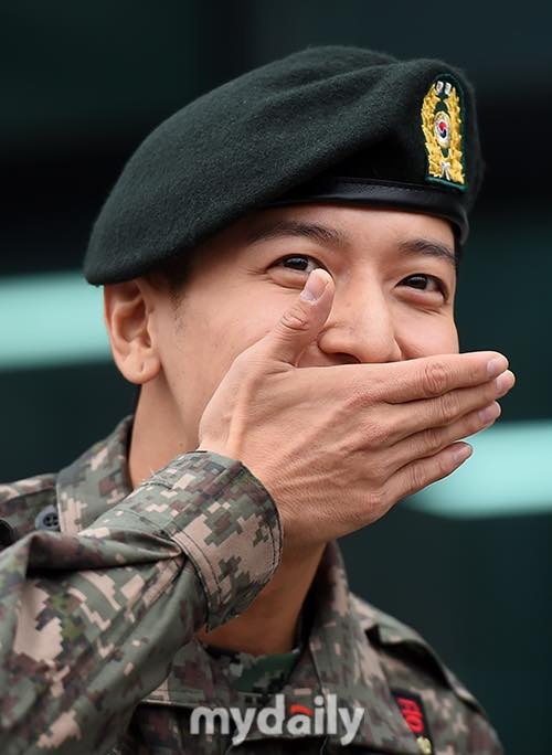 jung yong hwa xuat ngu anh 10