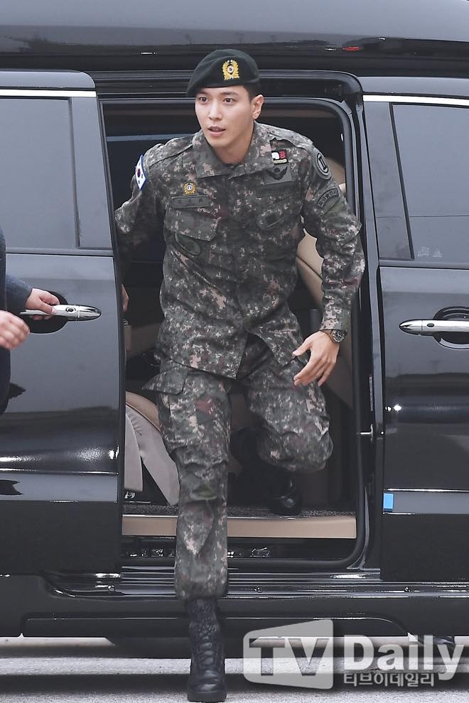 jung yong hwa xuat ngu anh 1