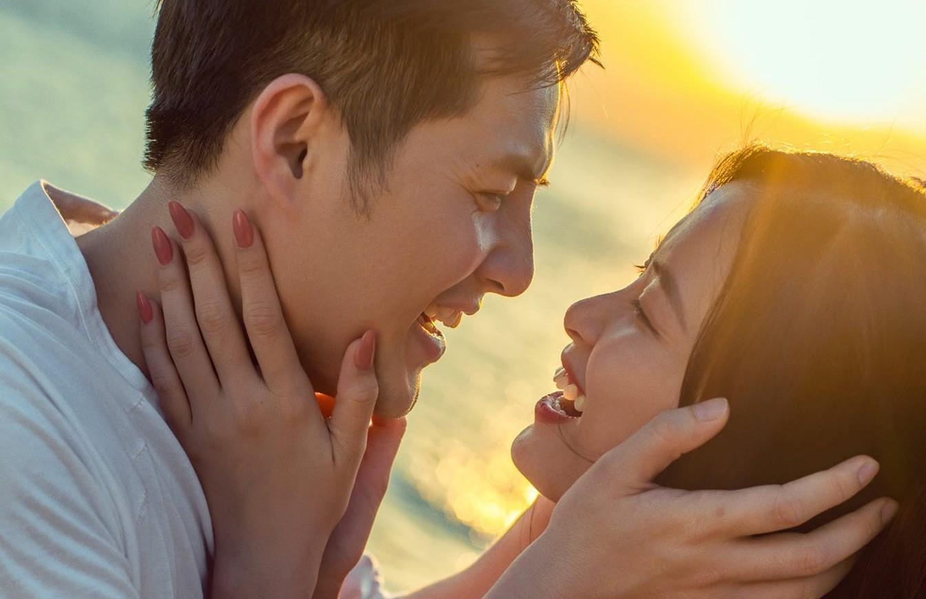 10 cau noi ngon tinh cua Dong Nhi va Ong Cao Thang hinh anh