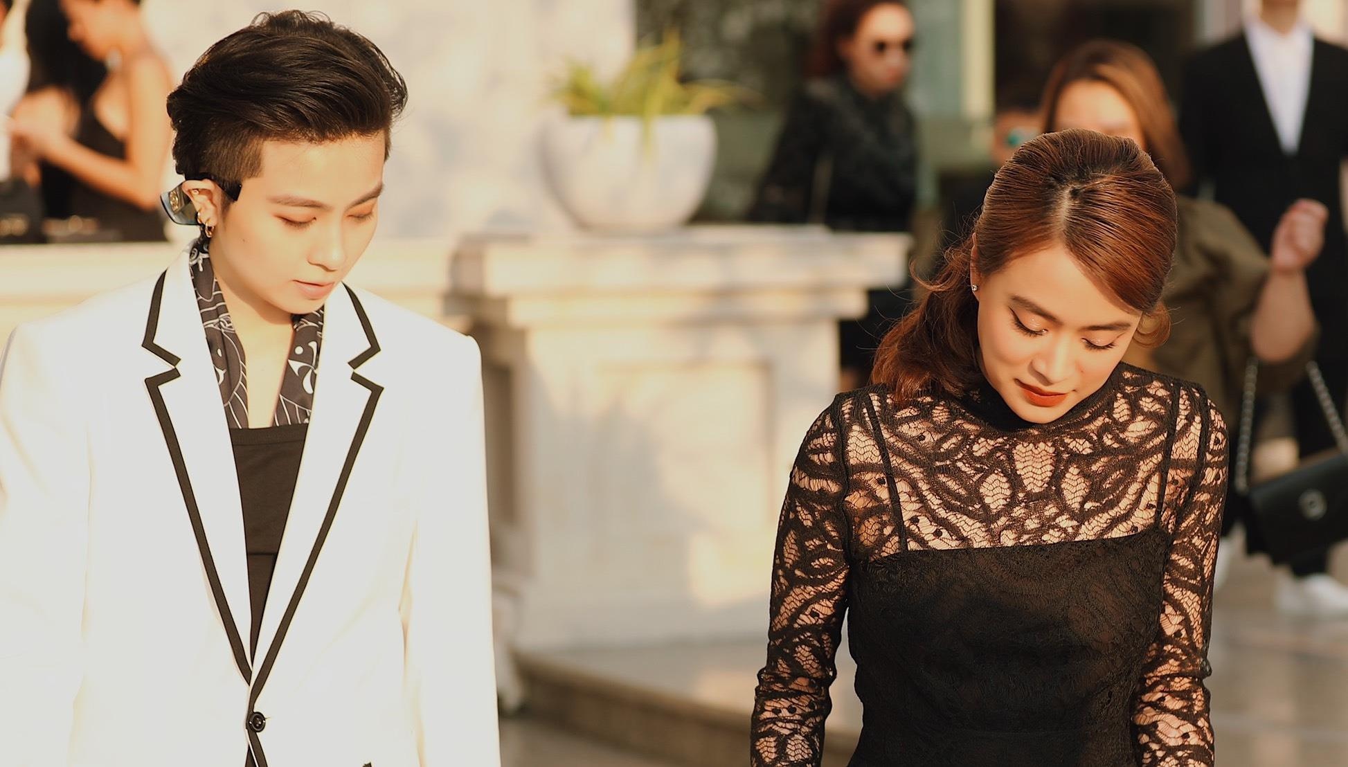 Hoang Thuy Linh - Gil Le mac dong dieu, sanh buoc du le cuoi Dong Nhi hinh anh