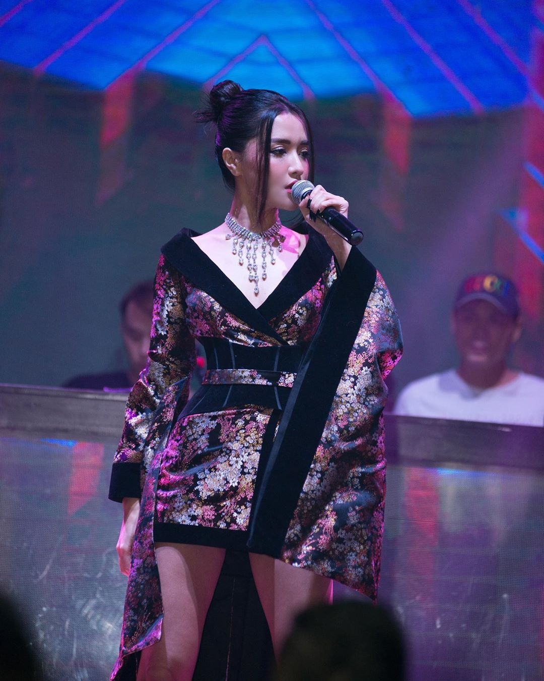 bích phương hát nhép ảnh 1 bich phuong hat nhep anh 1