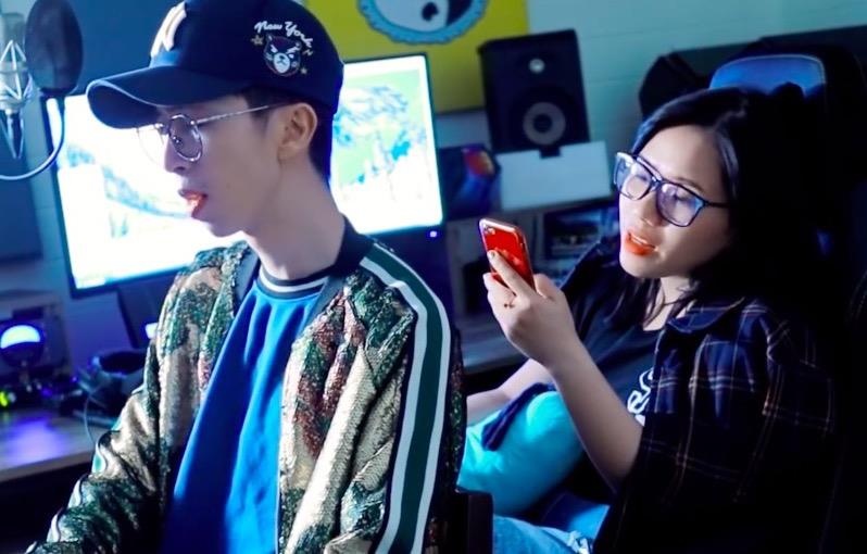 ViruSs bi che khi hat 'Thang dien' cung Thuy Chi hinh anh