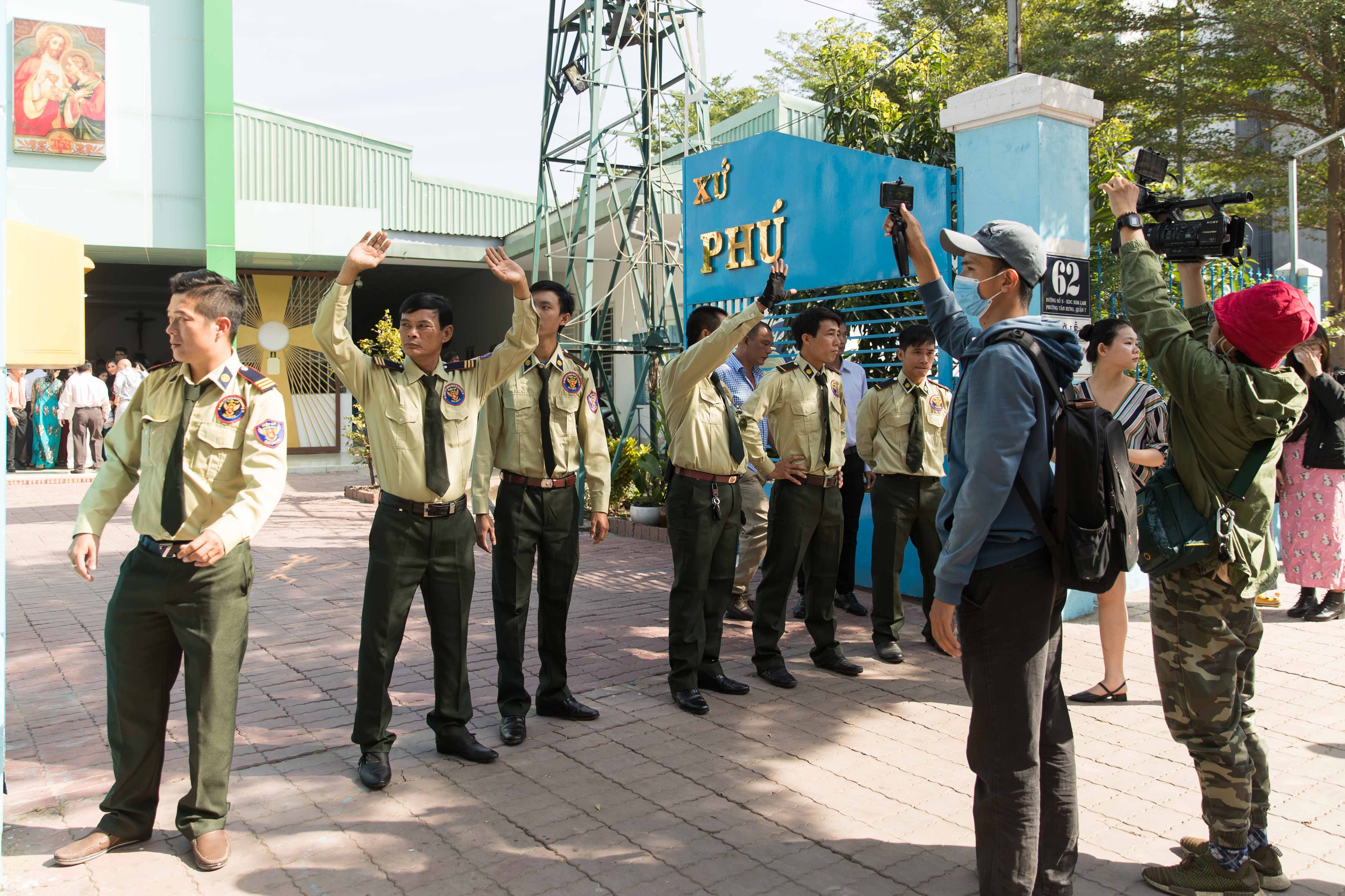 bao thy dam cuoi anh 7