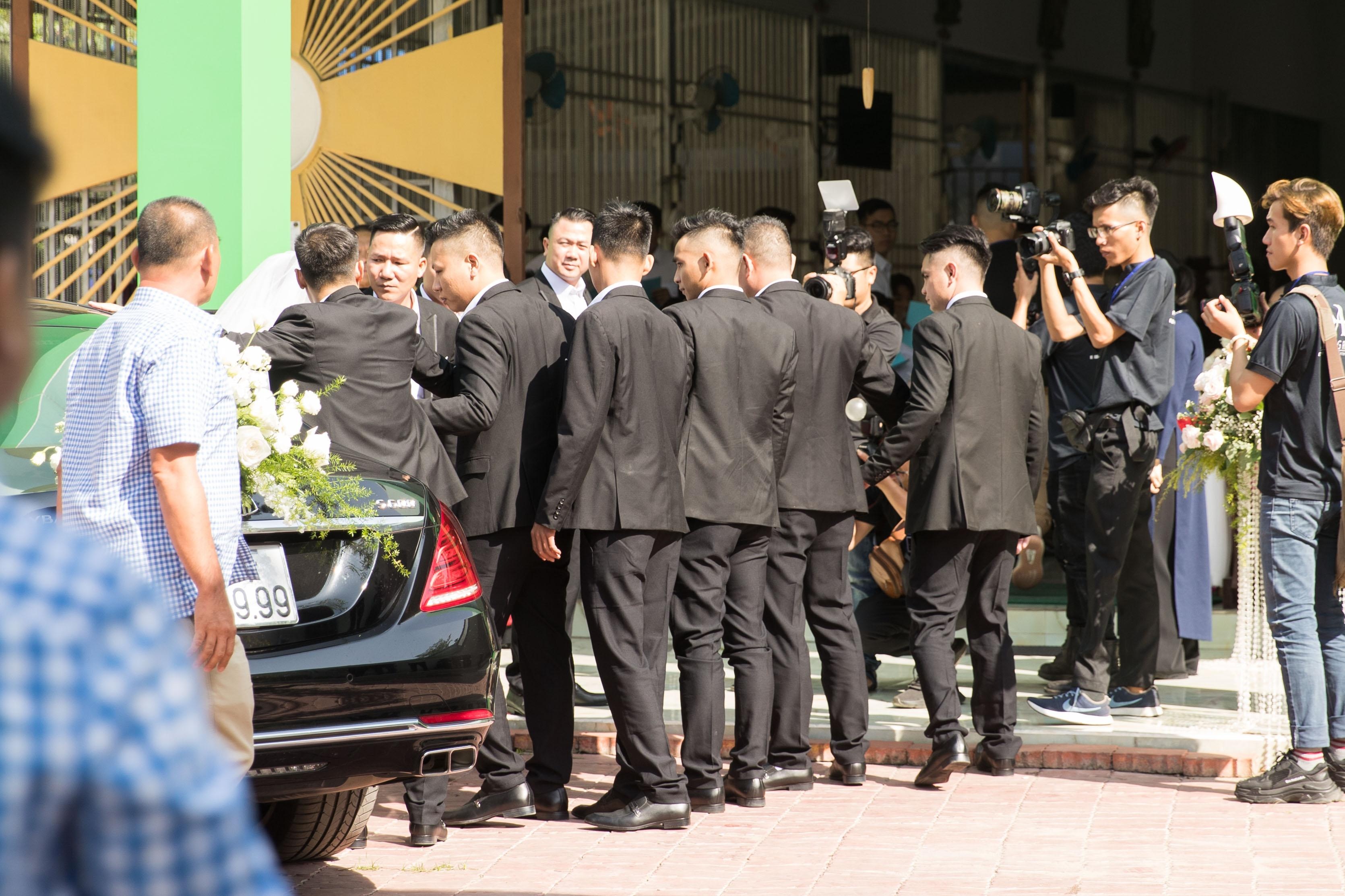 bao thy dam cuoi anh 6