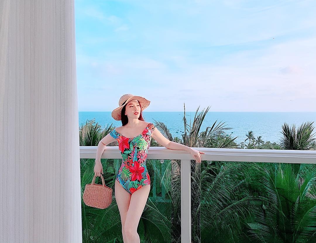 bao thy mac bikini anh 11