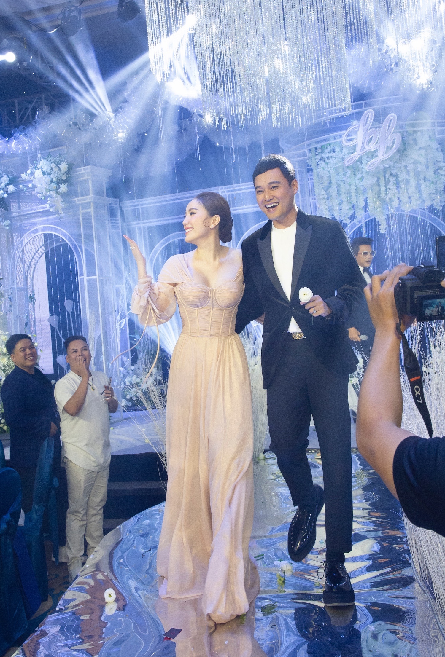 bao thy dam cuoi anh 13