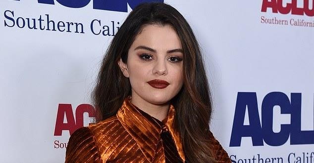 Selena Gomez bi che kem sac hinh anh