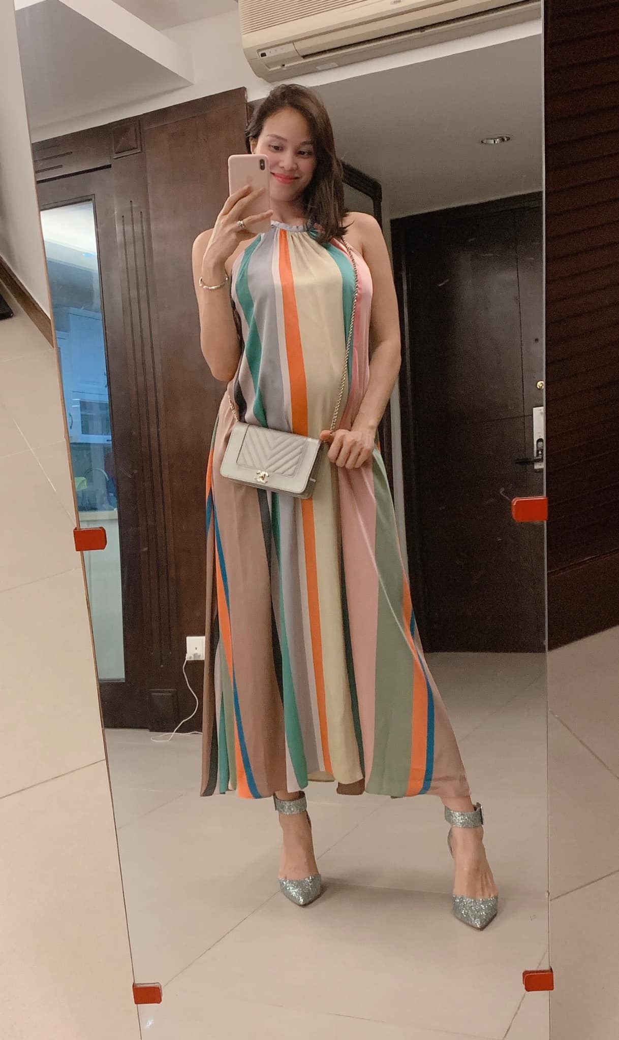 phuong mai tap yoga di catwalk sat ngay sinh anh 15