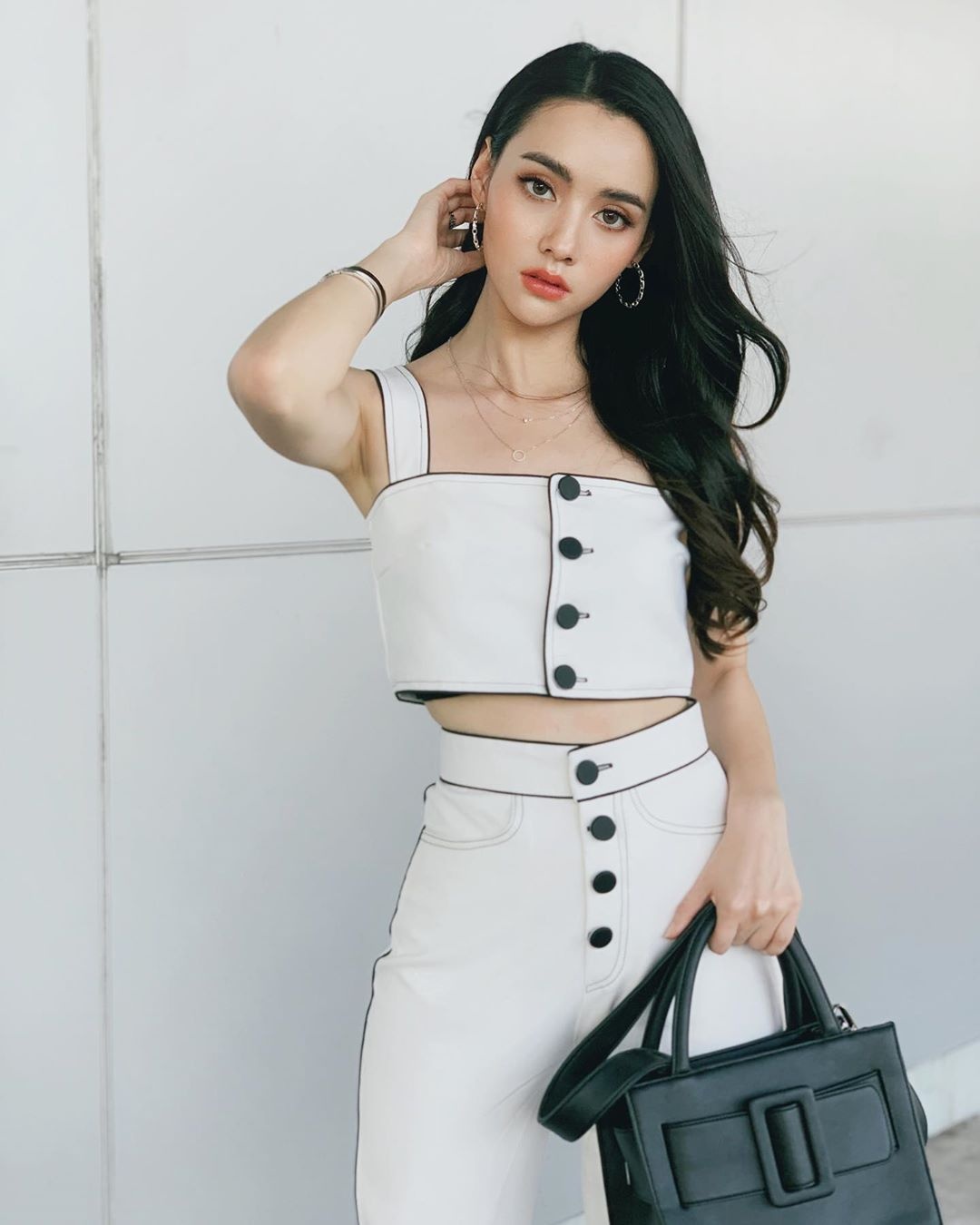 bạn gái cầu thủ thái lan ảnh 6 ban gai cau thu thai lan anh 6