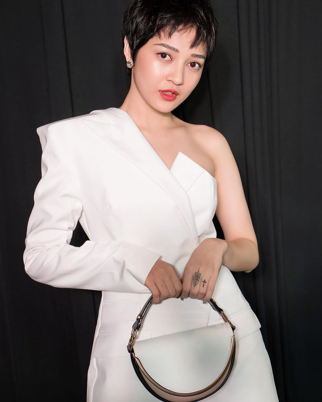 bao anh mac ho anh 6