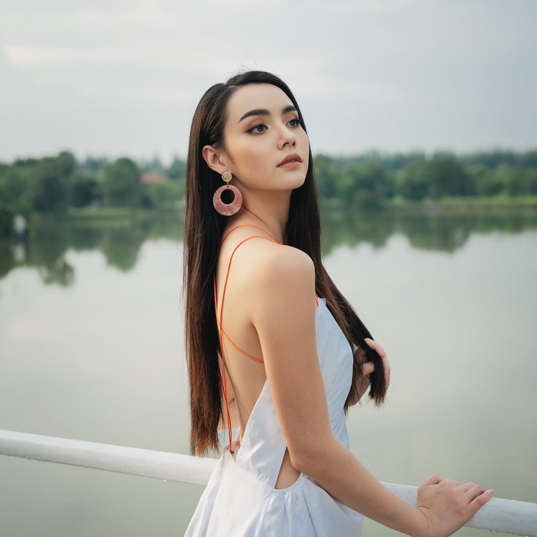 bạn gái cầu thủ thái lan ảnh 5 ban gai cau thu thai lan anh 5