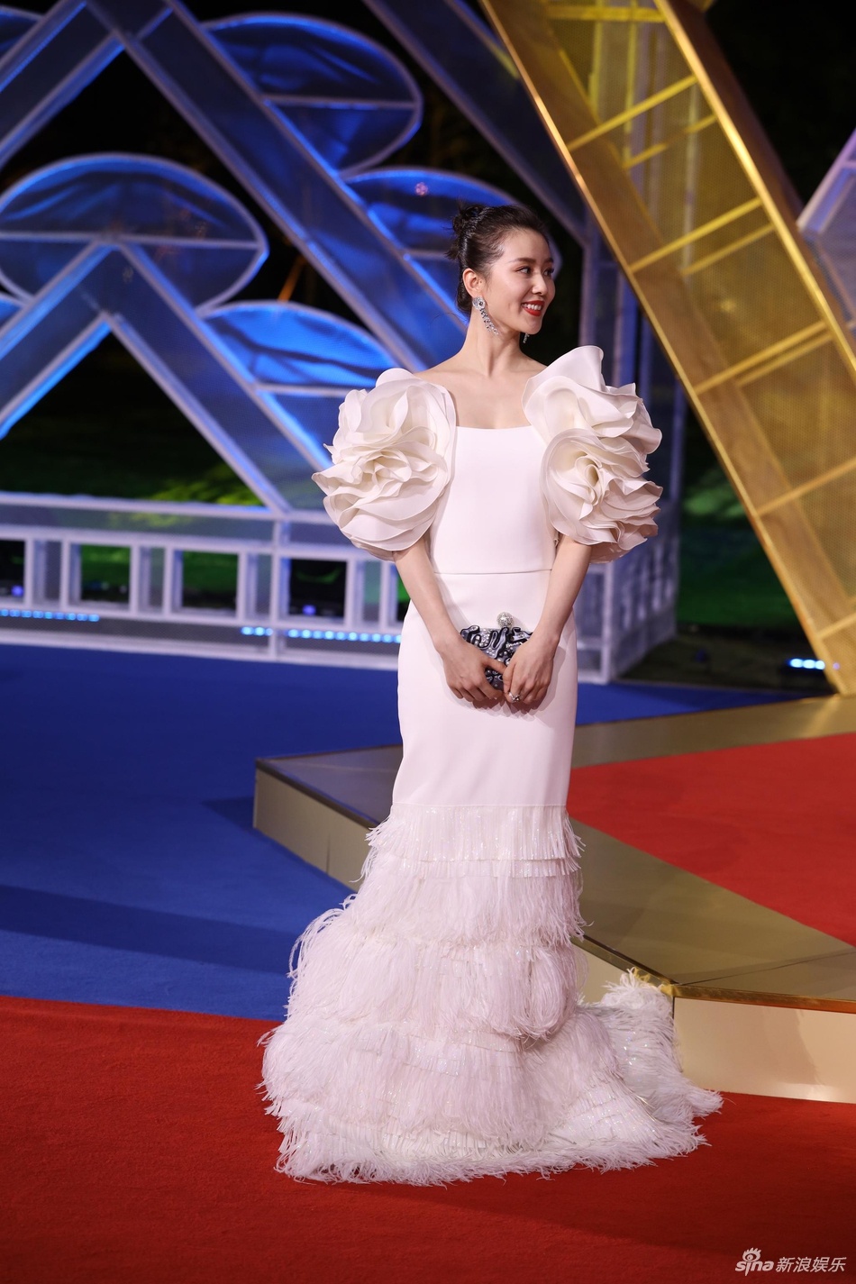 be mac lien hoan phim kim ke anh 2