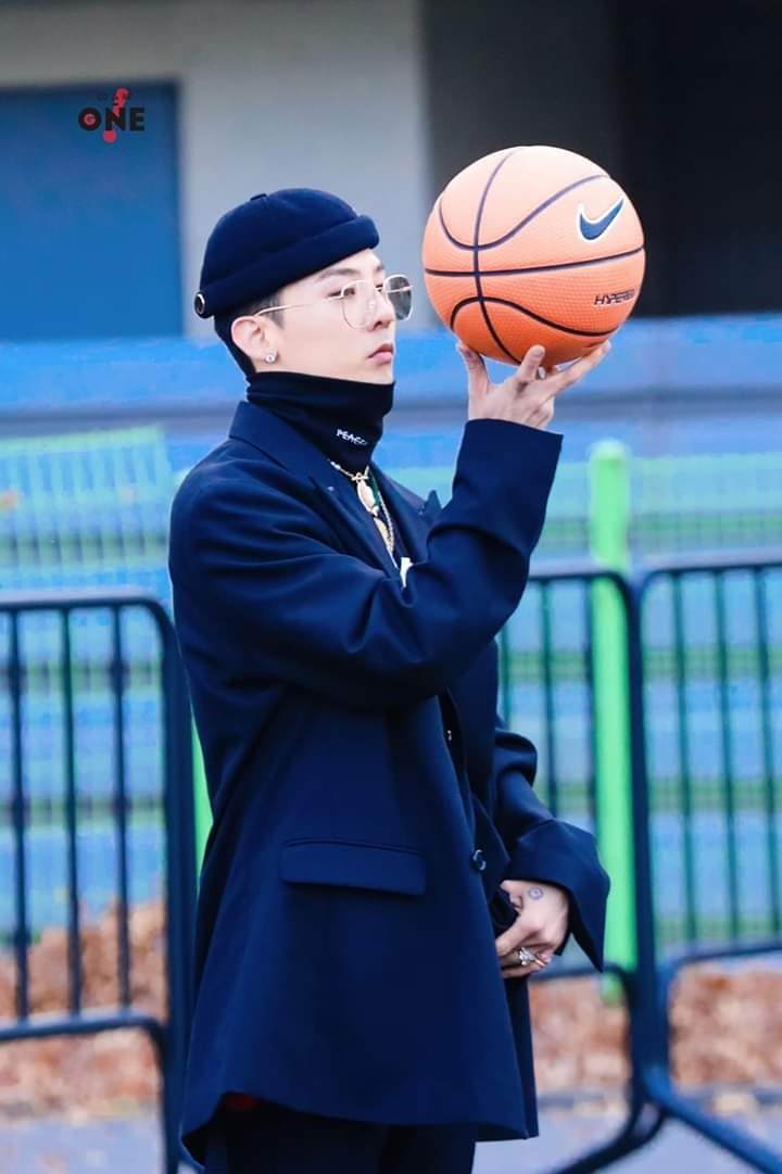 g-dragon đội chăn dự sự kiện ảnh 3 g-dragon doi chan du su kien anh 3