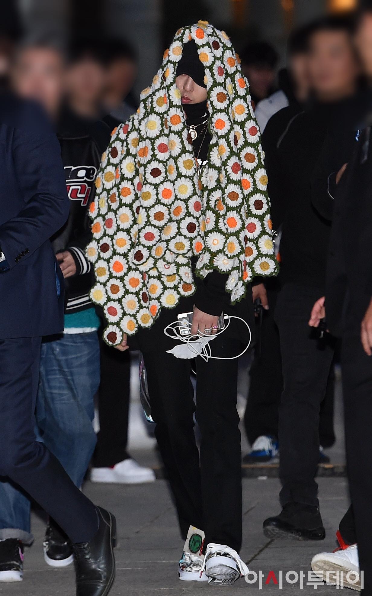 g-dragon đội chăn dự sự kiện ảnh 2 g-dragon doi chan du su kien anh 2