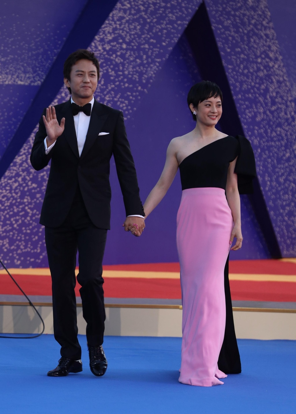 be mac lien hoan phim kim ke anh 15