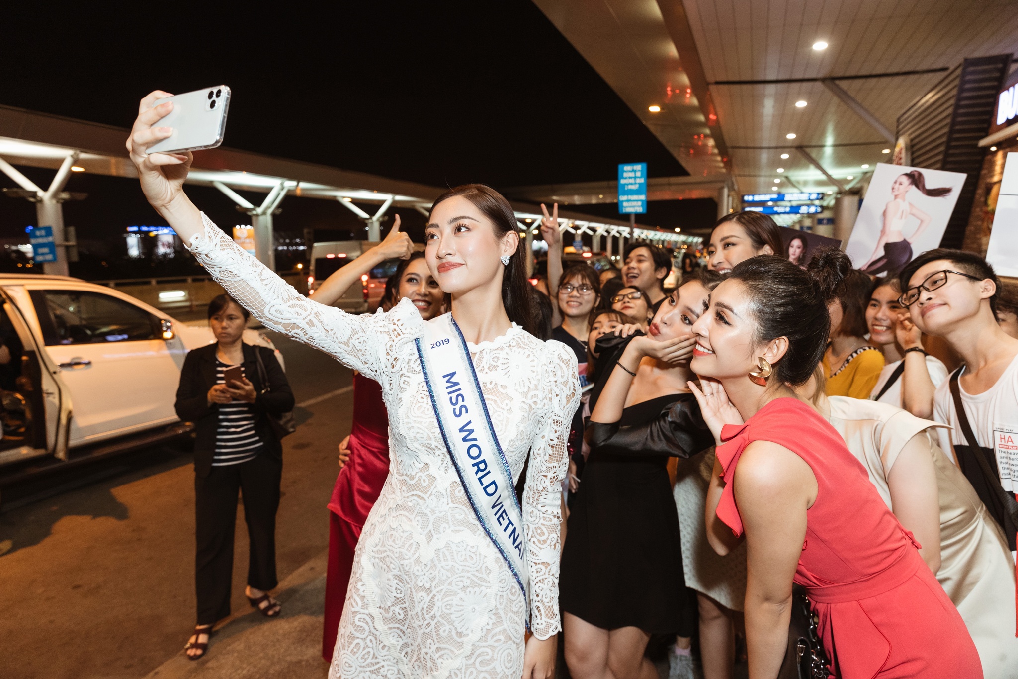 luong thuy linh thi miss world 2019 anh 3