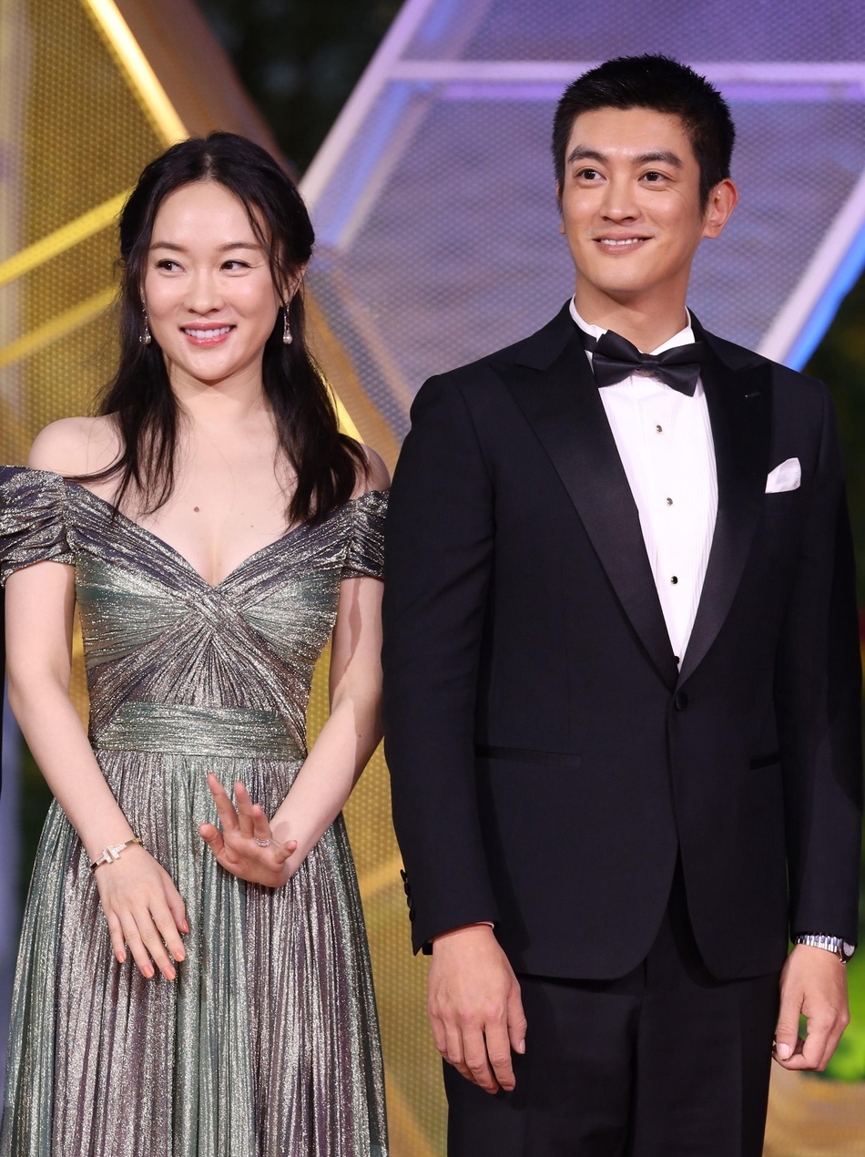 be mac lien hoan phim kim ke anh 12