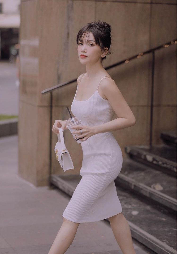 ho ngoc ha mac bikini anh 15