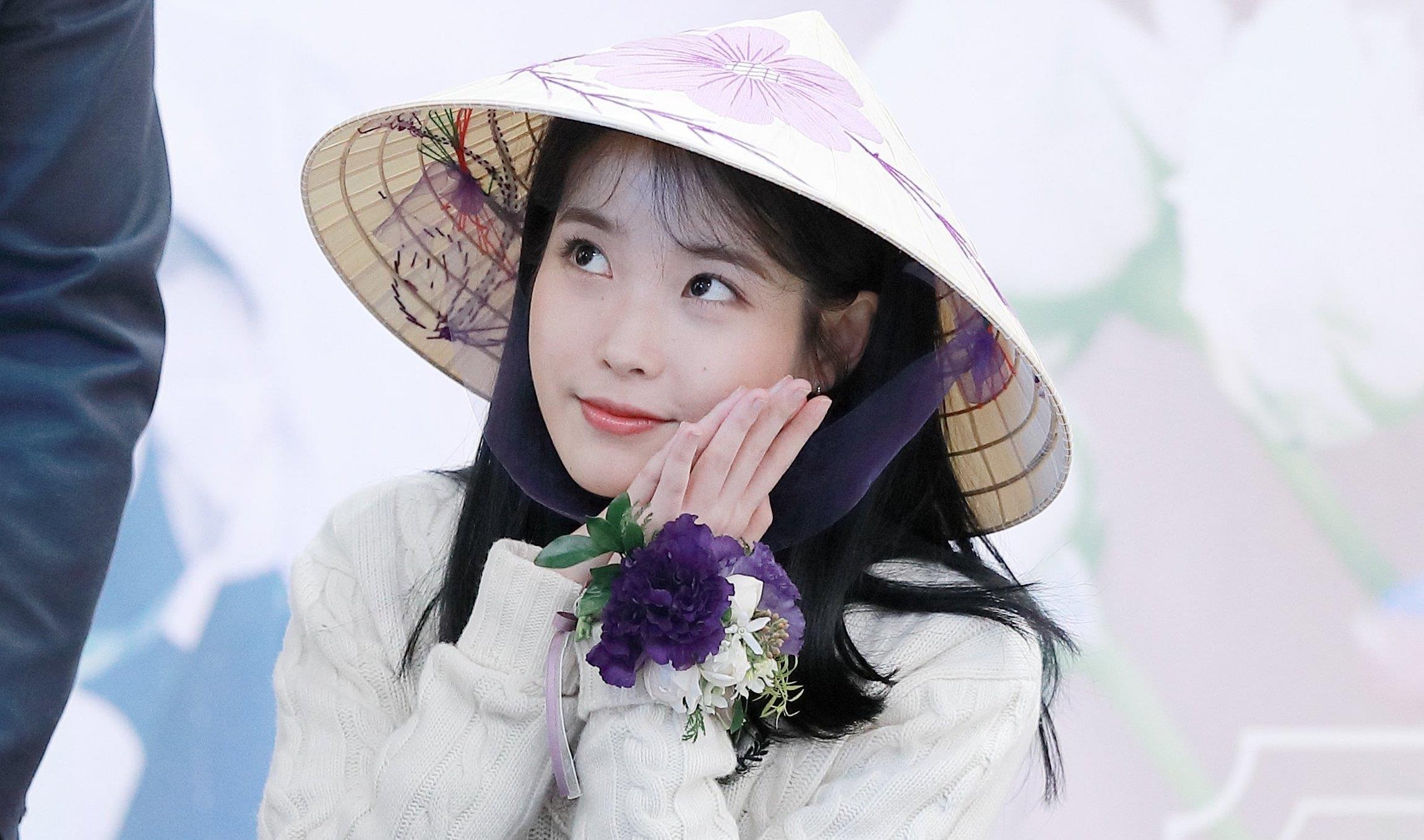 'Em gai quoc dan' IU doi non la hinh anh