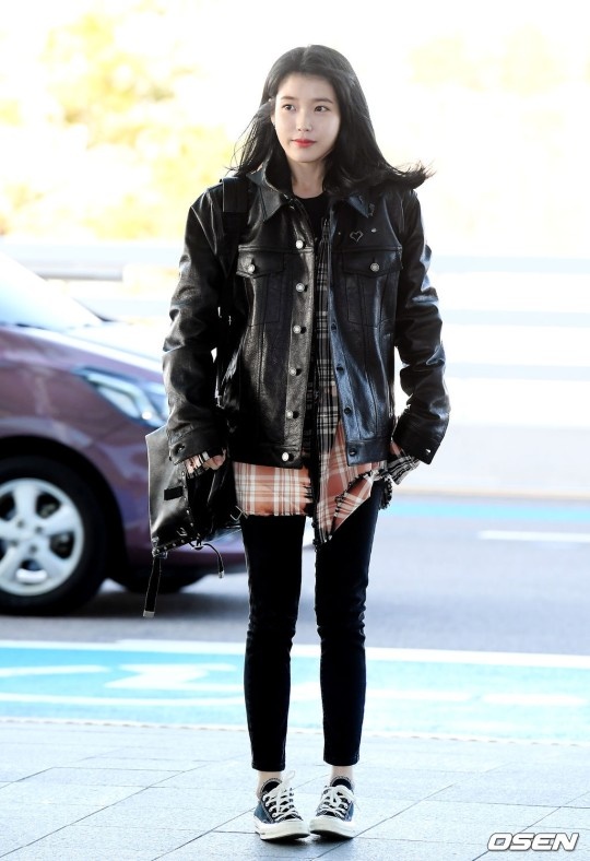 iu hyuna san bay anh 18