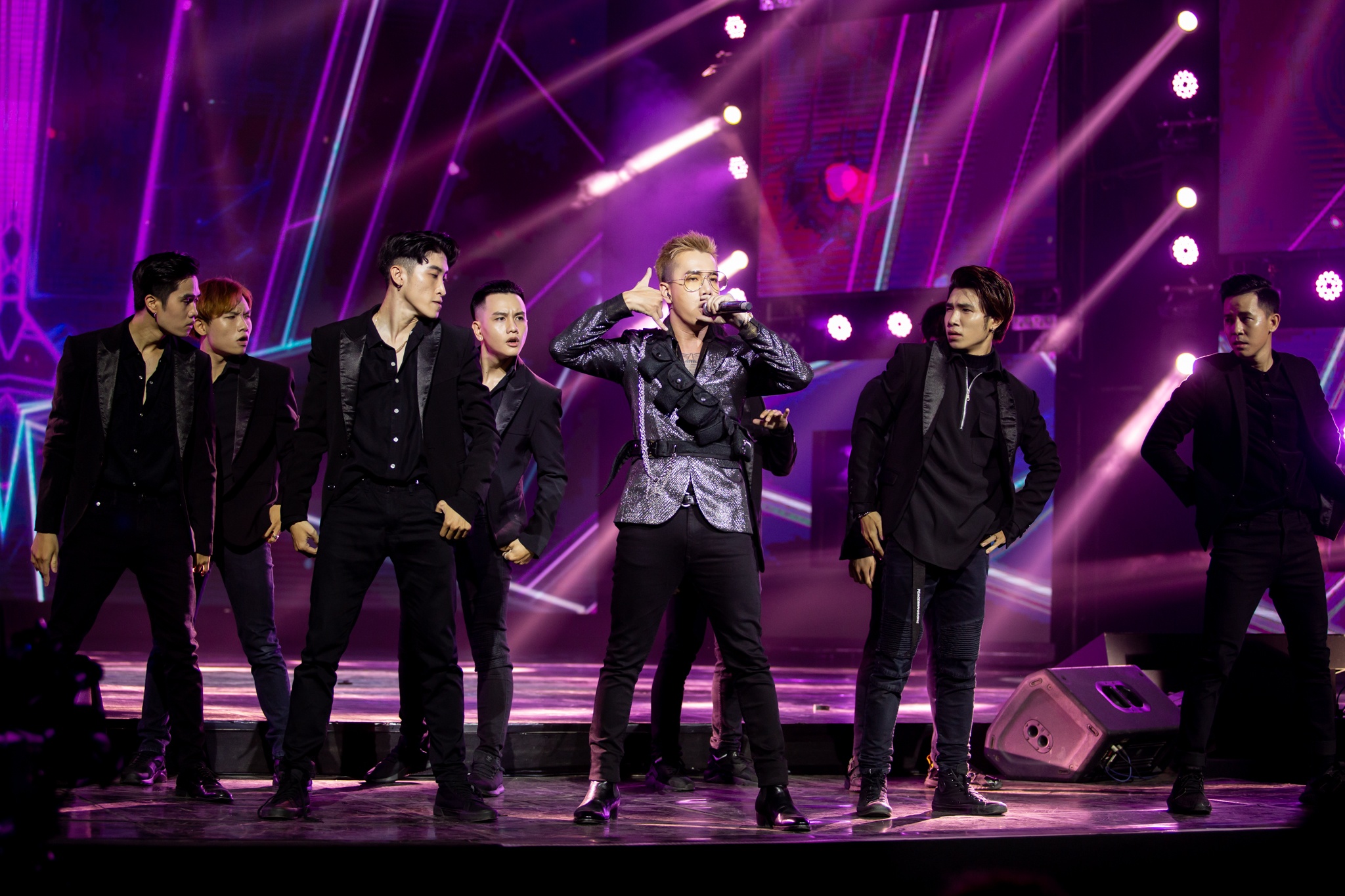 (g)i-dle zico viet nam anh 19