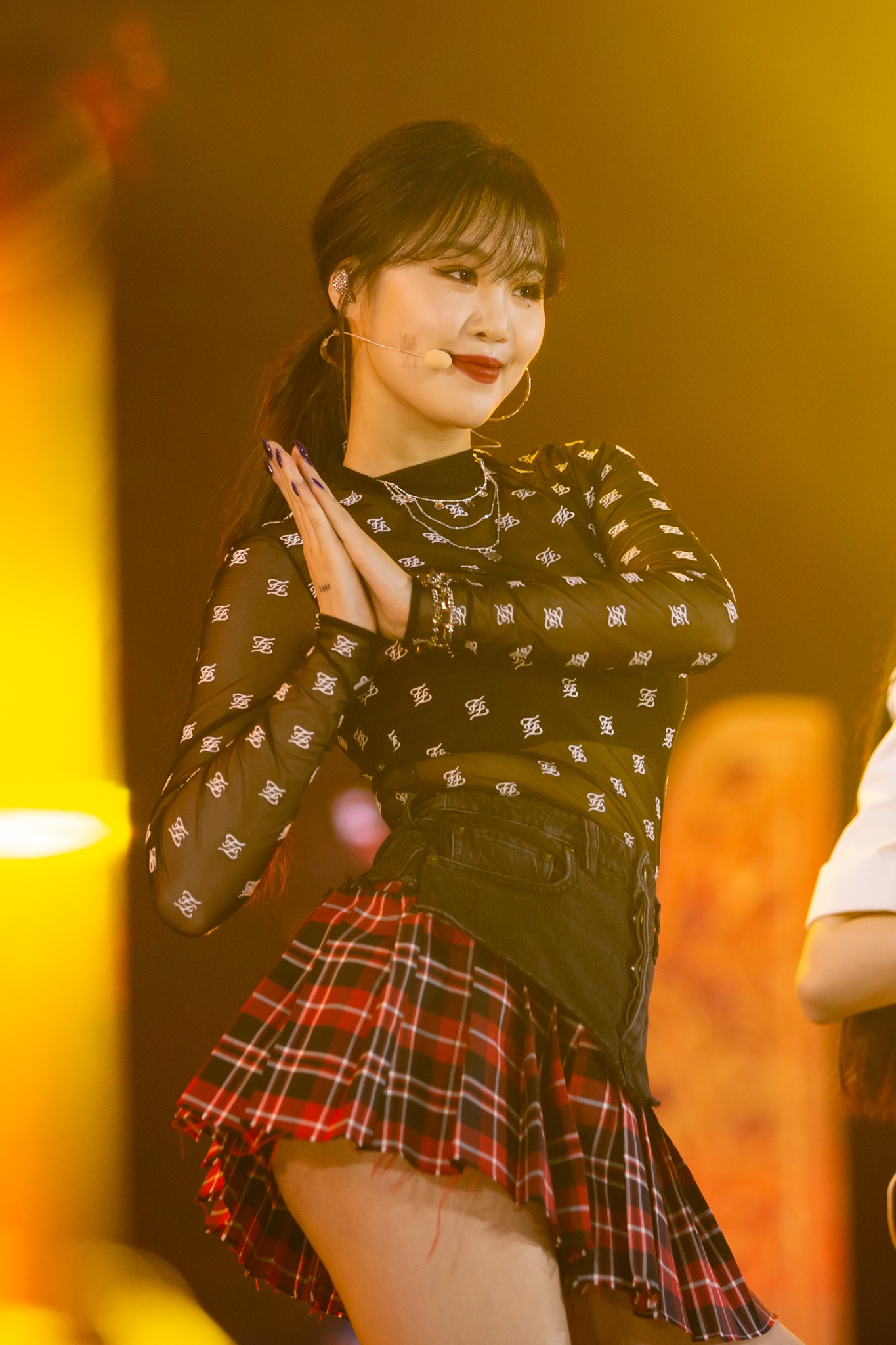 (g)i-dle zico viet nam anh 5