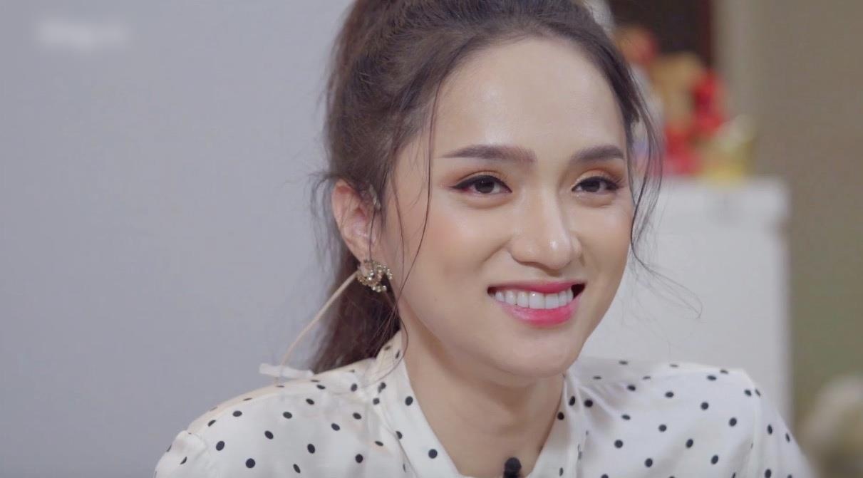 Huong Giang Idol: 'Toi chi la nghe si giai tri' hinh anh