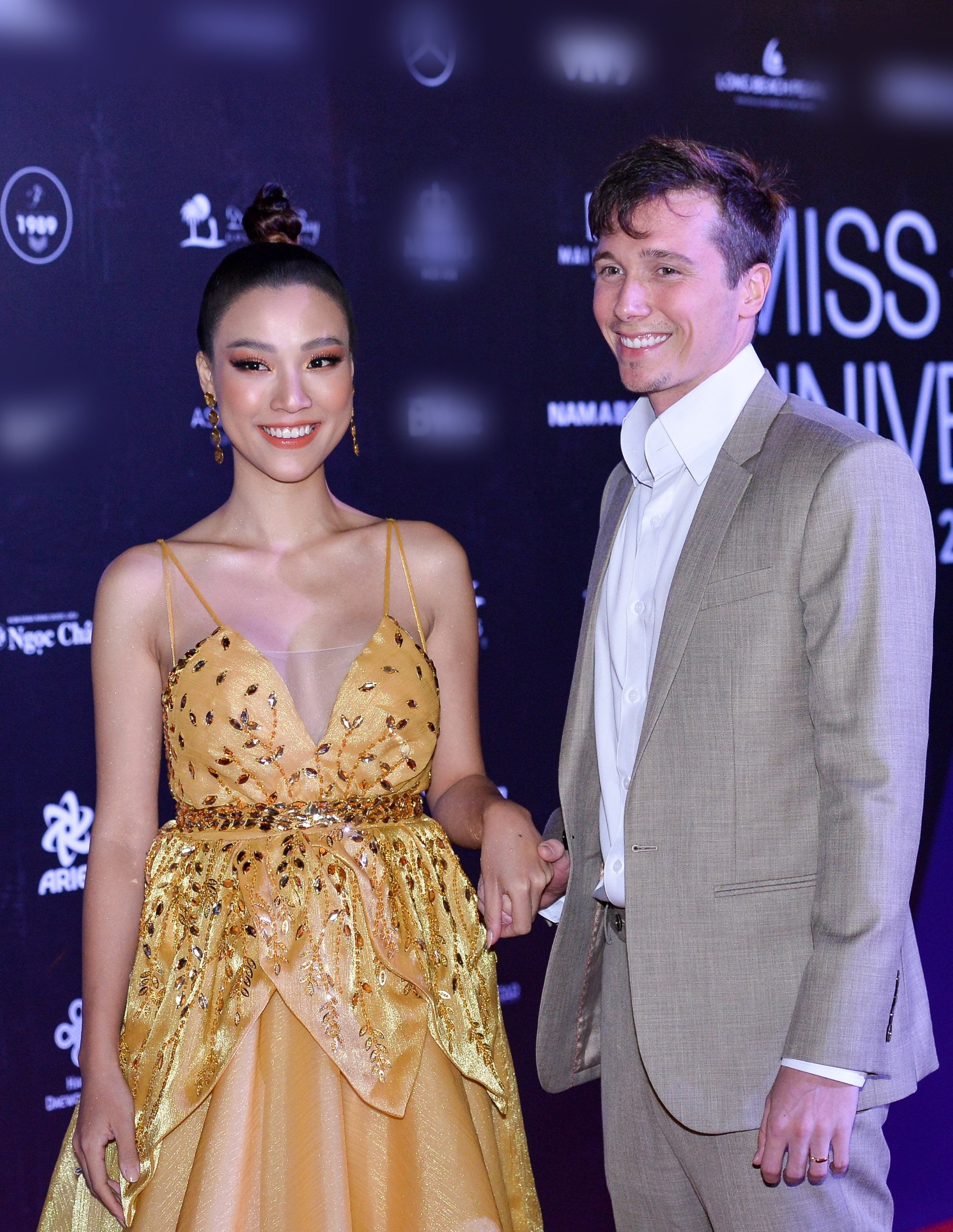 hoàng oanh nghi vấn mang bầu ảnh 3 hoang oanh nghi van mang bau anh 3