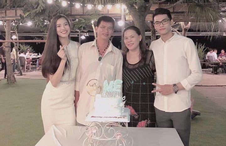 a hau kim duyen anh 15