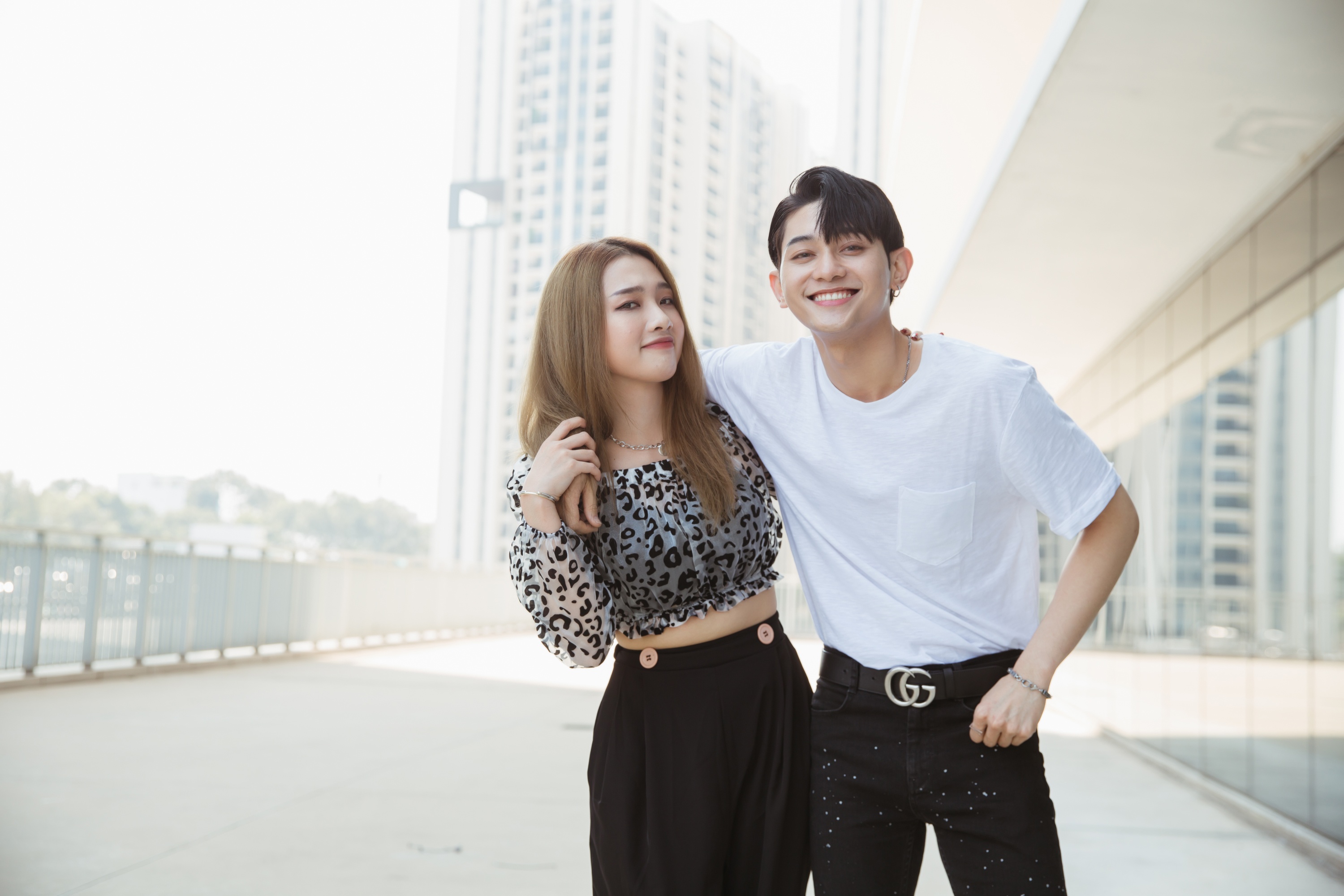 ca si viet ra mat o han anh 15