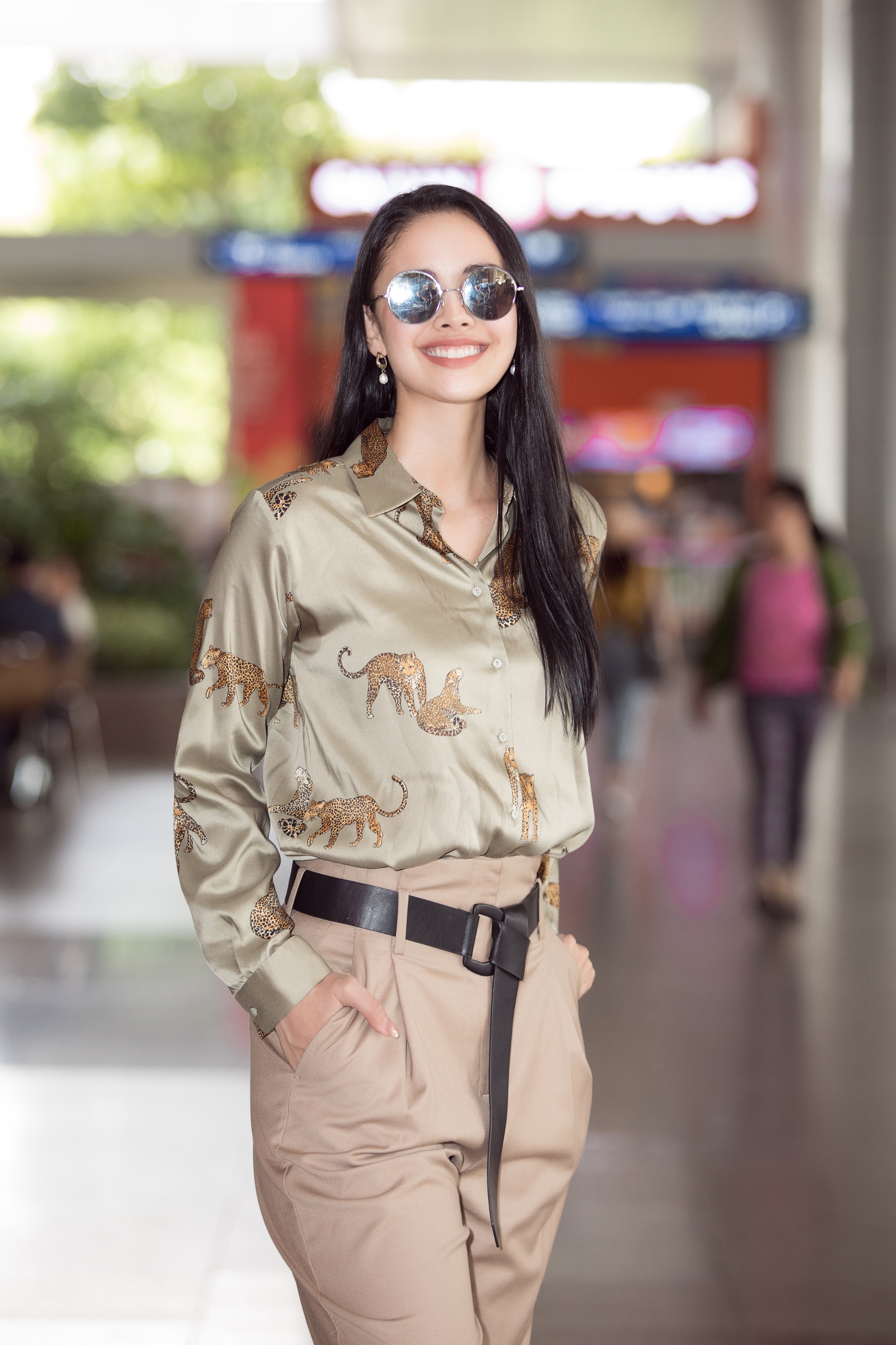 megan young ăn phở uống trà đá ảnh 4 megan young an pho uong tra da anh 4