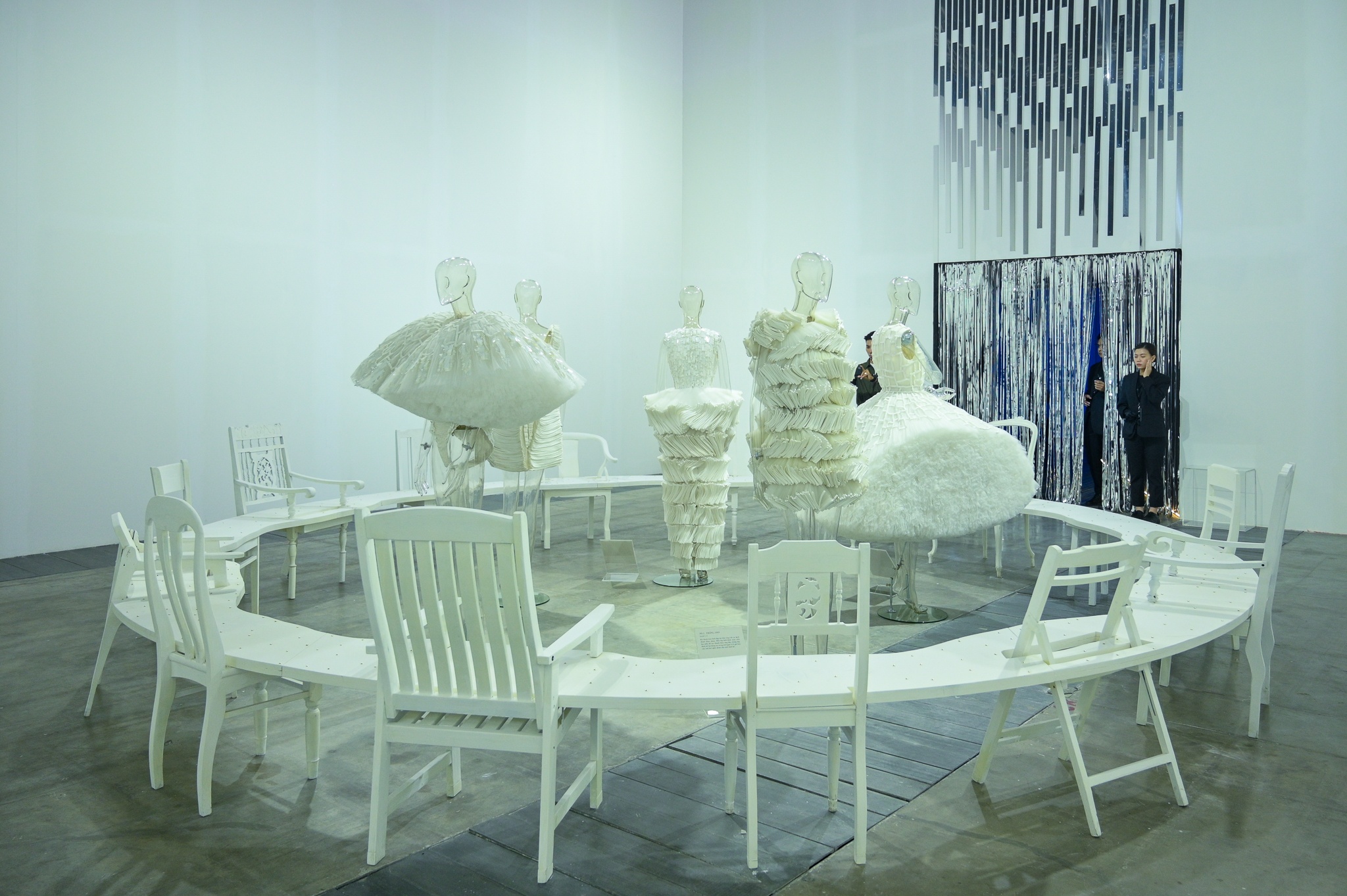 trien lam nghe thuat duong dai cong tri anh 16