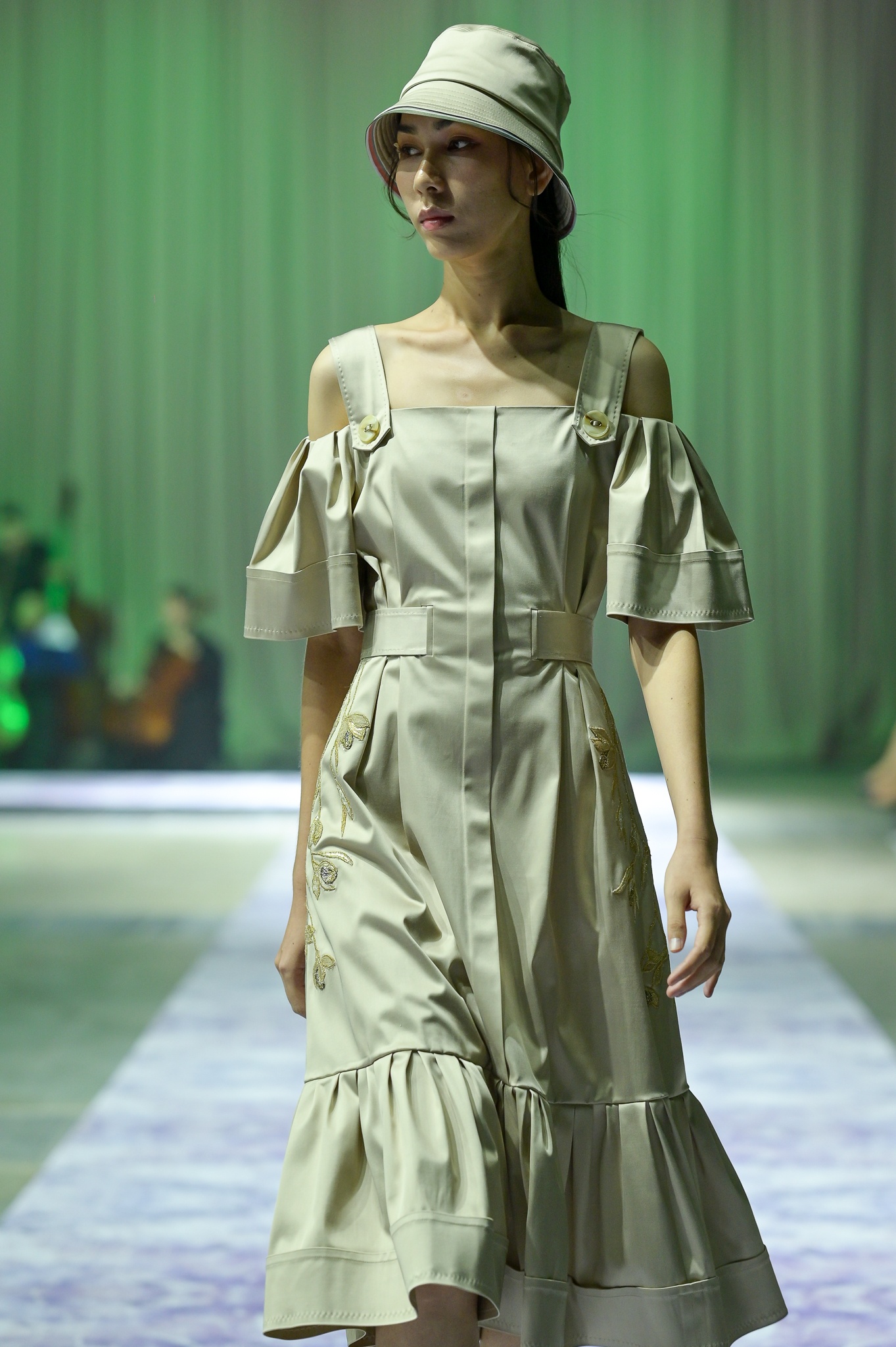 trien lam nghe thuat duong dai cong tri anh 39