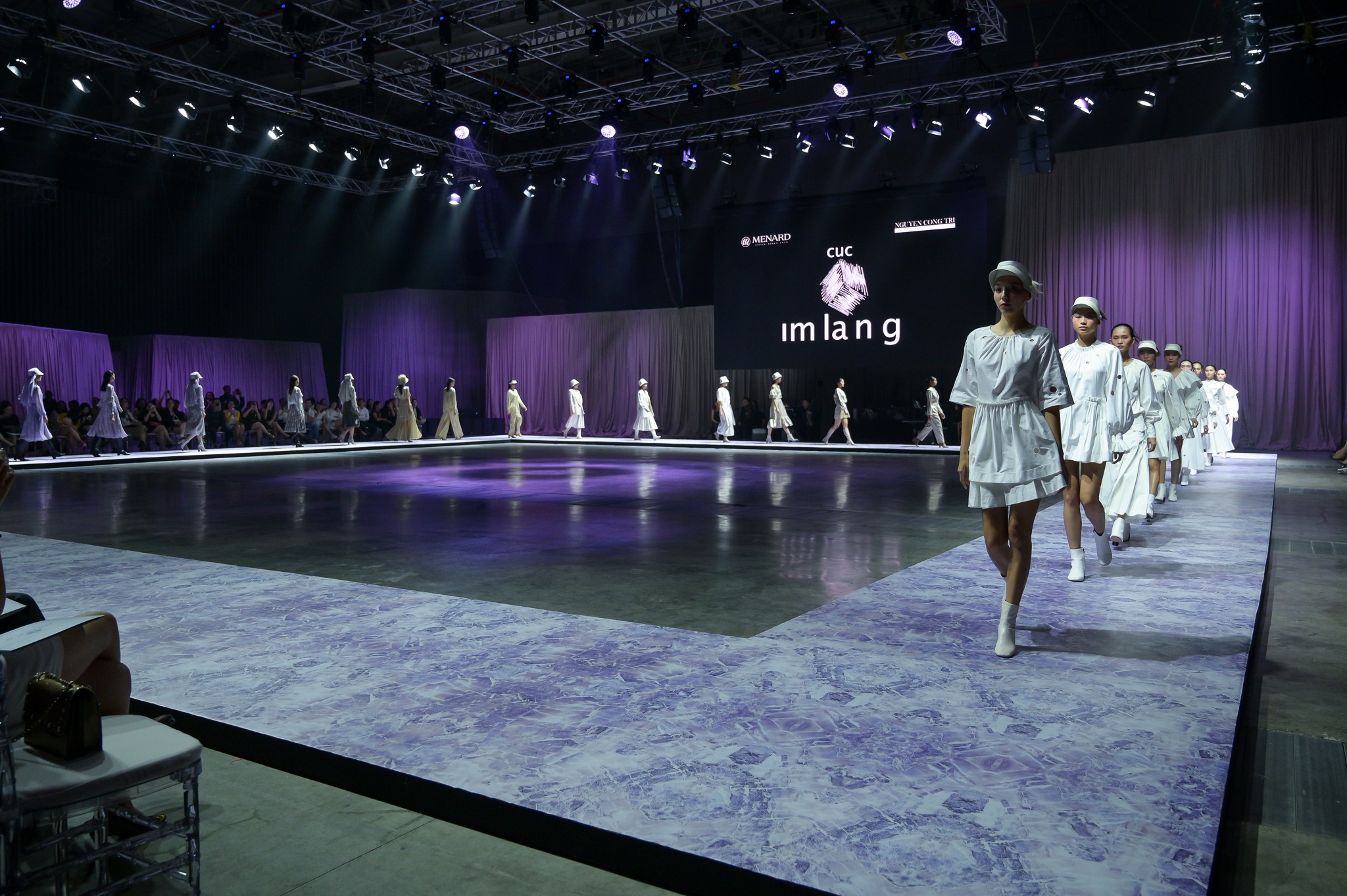 trien lam nghe thuat duong dai cong tri anh 37