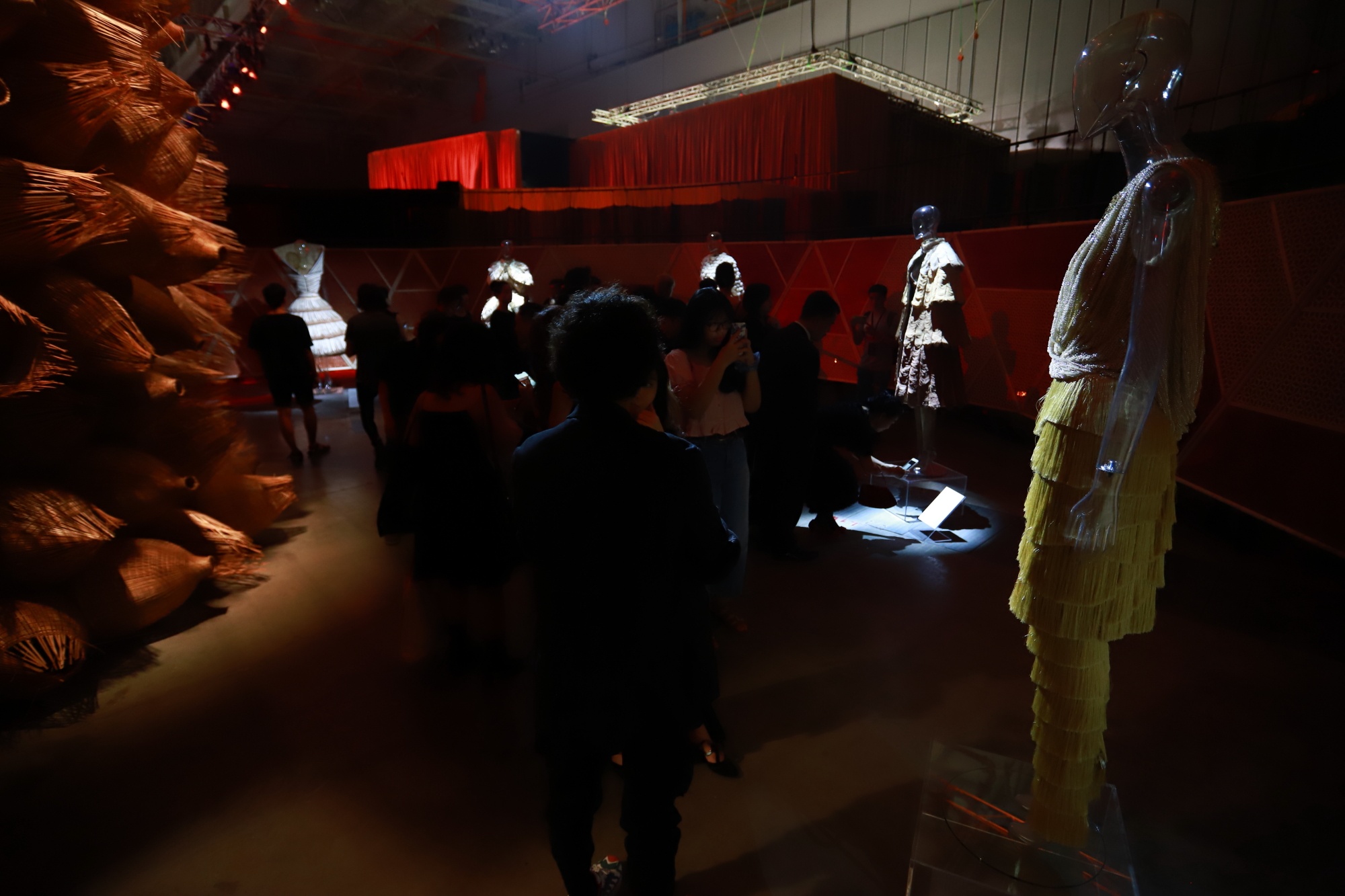 trien lam nghe thuat duong dai cong tri anh 47