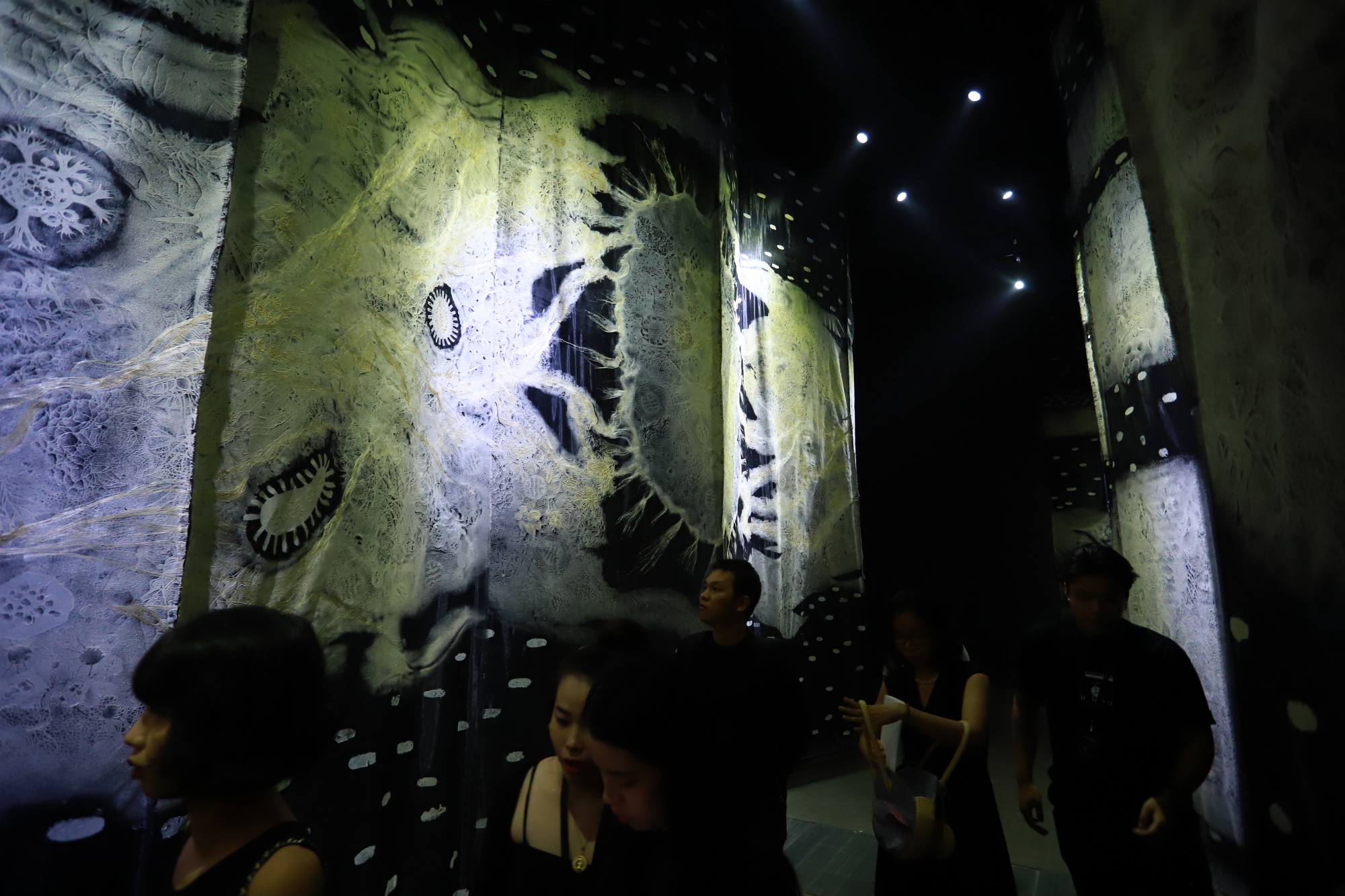 trien lam nghe thuat duong dai cong tri anh 46