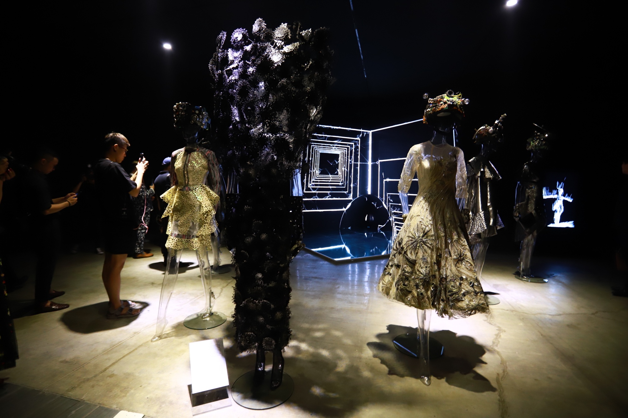 trien lam nghe thuat duong dai cong tri anh 34