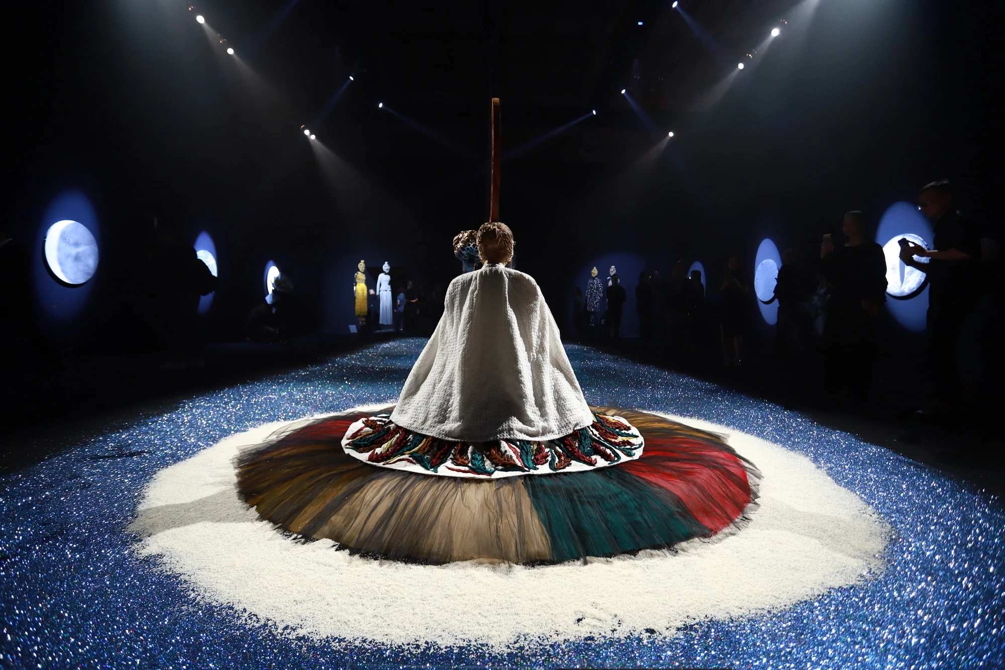 trien lam nghe thuat duong dai cong tri anh 2