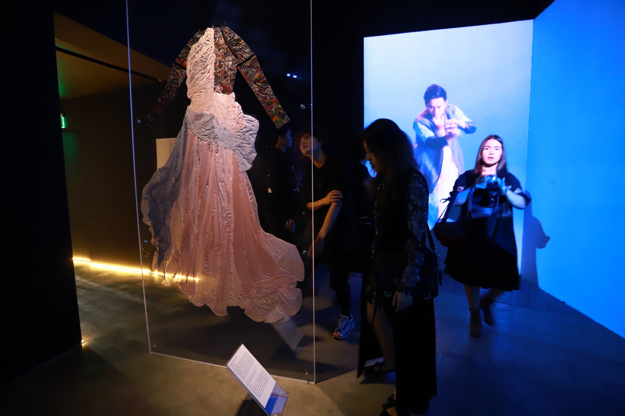 trien lam nghe thuat duong dai cong tri anh 13