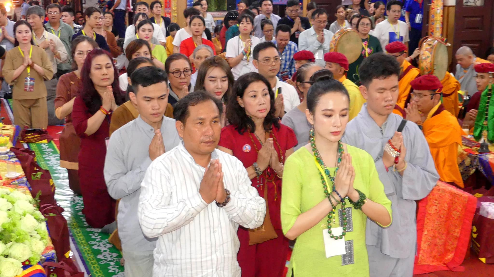 angela phuong trinh an chay tron doi anh 2