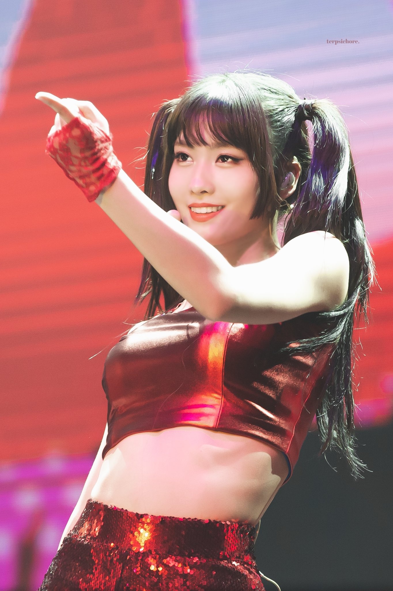 momo hen ho hee chul anh 8