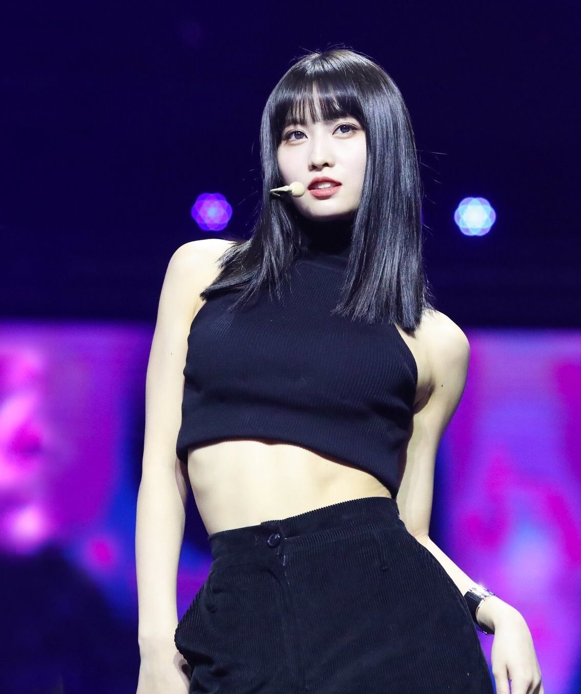 momo hen ho hee chul anh 10