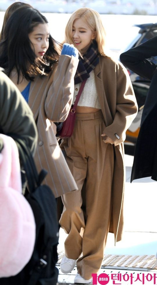 sao hàn sân bay ảnh 4 sao han san bay anh 4