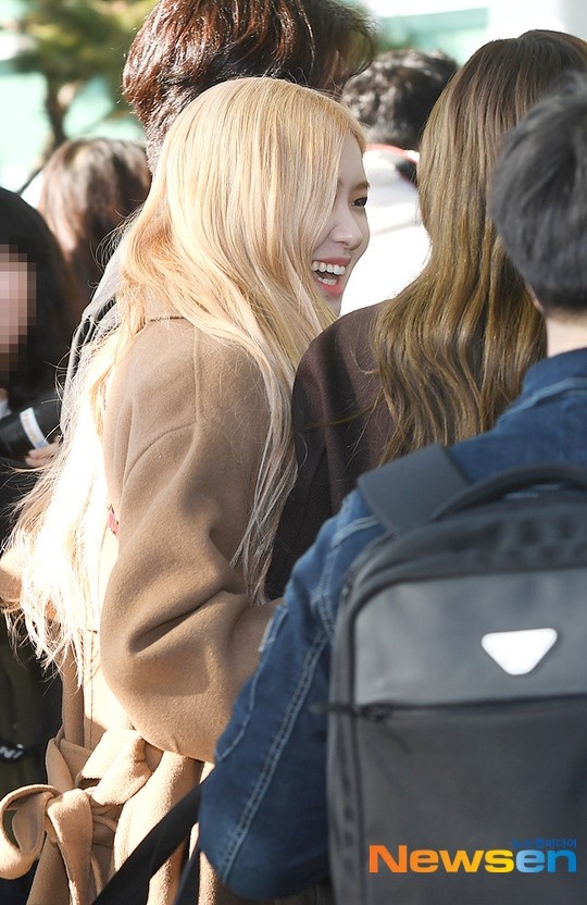 sao hàn sân bay ảnh 3 sao han san bay anh 3