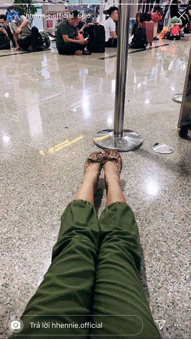 h'hen nie bi hoan chuyen bay anh 2